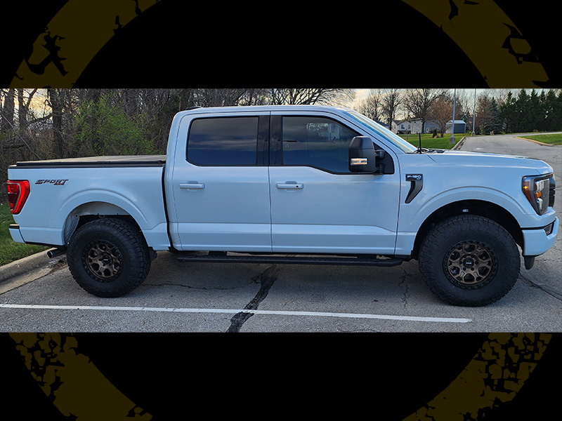 2022 Ford F150 Xlt Mvx 17x9 Toyo Open Country At3 35x11 5r17 3in Rough Country Leveling Kit 