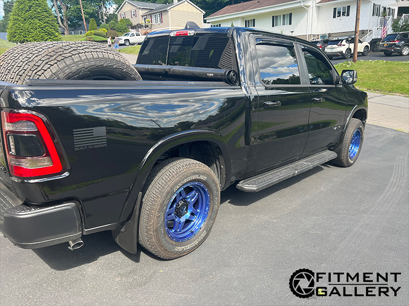 2022 Ram 1500 18x9 Fuel Offroad Wheels 275/65R18 Michelin Tires