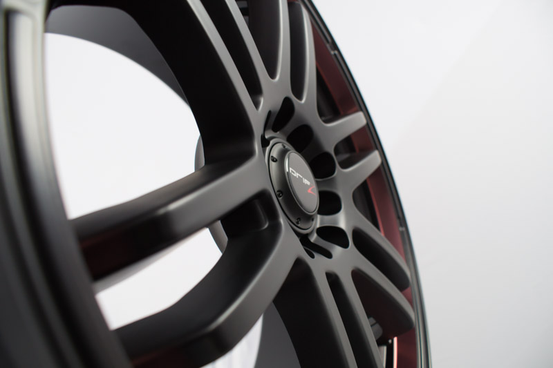 RealView of Drifz FX 207 Carbon Black W/ Red Stripes - 17x7.5 +38 ...