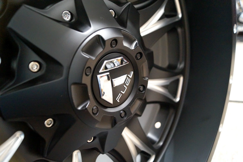 RealView of Fuel Offroad Throttle D513 Matte Black W/ Milled Spokes