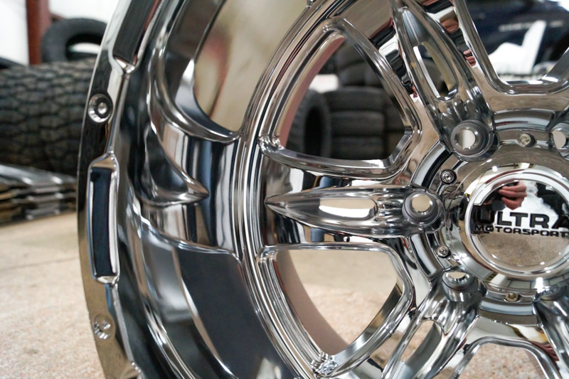 Ultra Wheel Predator Ii 249c 20x12 6 Lug Chrome Wheels Rims .JPG