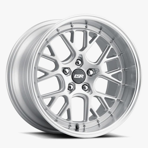 ESR CS11 Hyper Silver W/ Machined Lip - Part Number 89551422 CS11HS-ML 5X120.6 ESR CS11 Hyper Silver W/ Machined Lip Photo