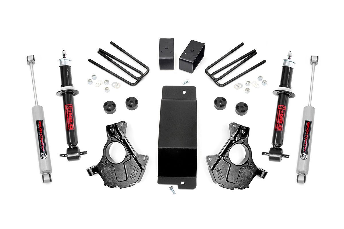 Rough Country 3.5in GM Suspension Lift Knuckle Kit w/ Struts (0713